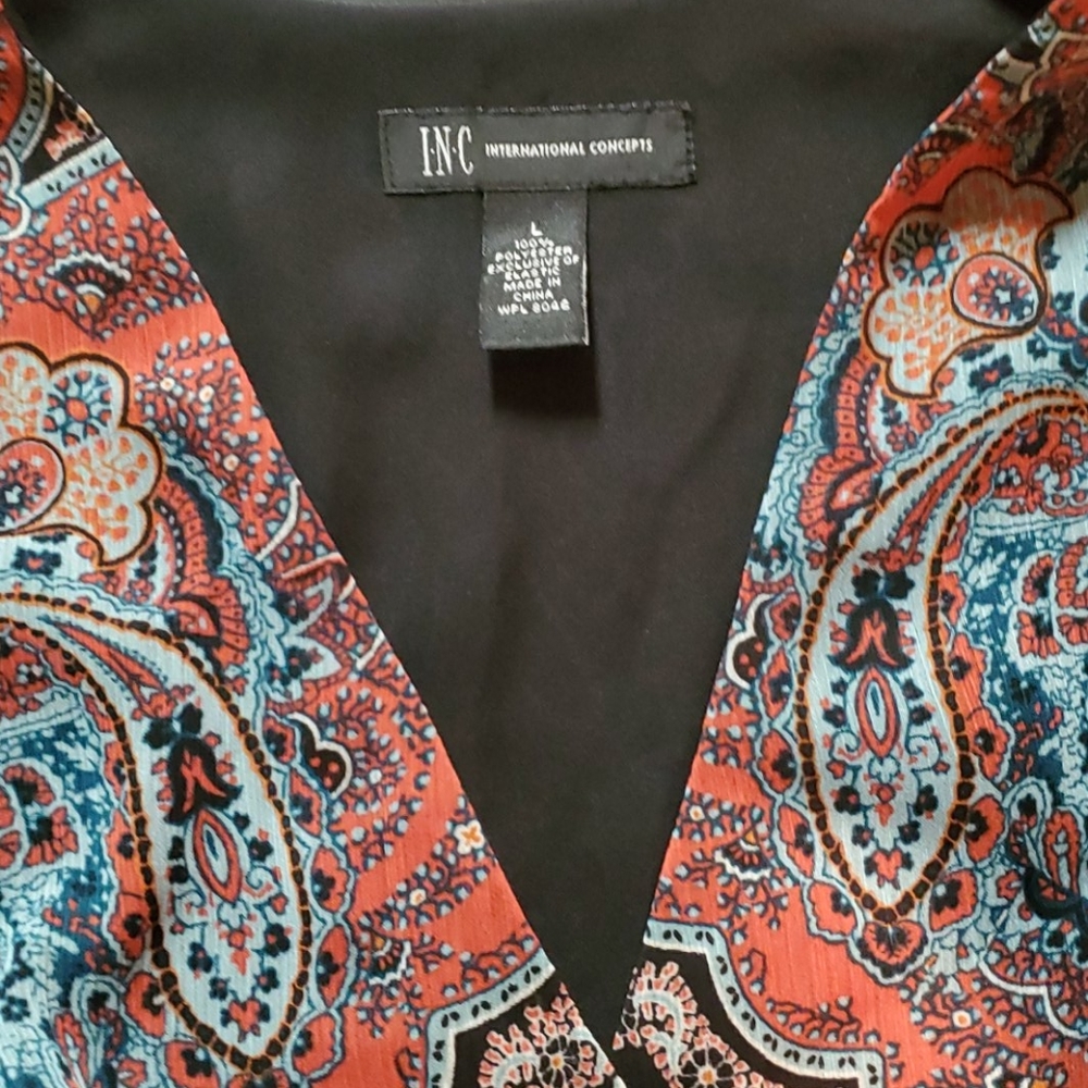Patterned Dress - Picture 5 of 5